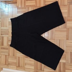 Black Lululemon Capris